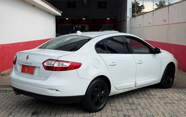 imagem-https://www.socarrao.com.br/sc-vehicle-images-prod/4039529/1790109513303-8498818_13_B_ab200054f2.jpeg