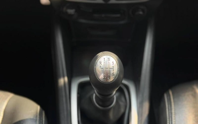 imagem-https://www.socarrao.com.br/sc-vehicle-images-prod/4039529/1790109513315-8498818_4_B_851ccda10a.jpeg