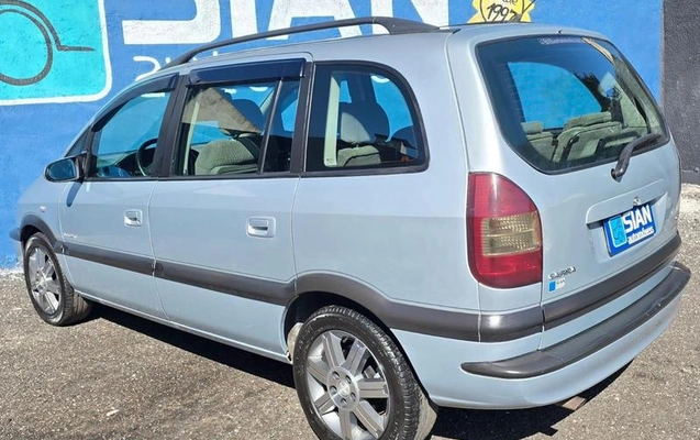 imagem-https://www.socarrao.com.br/sc-vehicle-images-prod/4039563/1790109592920-7837727_11_B_f35fe0a2fb.jpeg