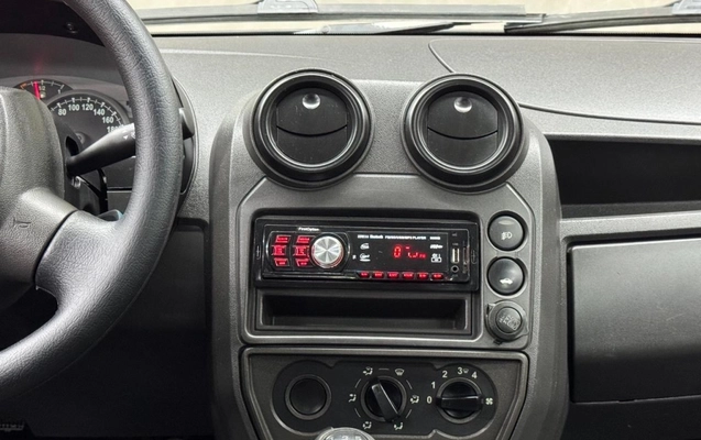 imagem-https://www.socarrao.com.br/sc-vehicle-images-prod/4039578/1790109648109-8_090636.jpg