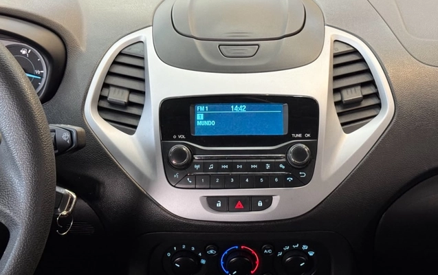 imagem-https://www.socarrao.com.br/sc-vehicle-images-prod/4039579/1790109660419-2_054927.jpg