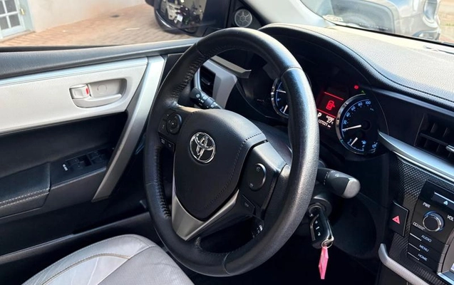 imagem-https://www.socarrao.com.br/sc-vehicle-images-prod/4039584/1790772575193-8484573_6_B_dfc2f2c2bc.jpeg