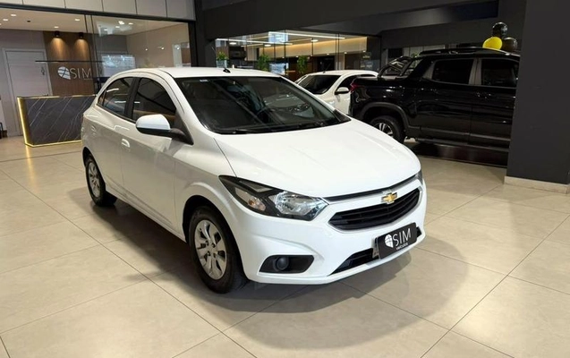 imagem-https://www.socarrao.com.br/sc-vehicle-images-prod/4039611/1790109766243-8474367_13_B_95325a64ba.jpeg