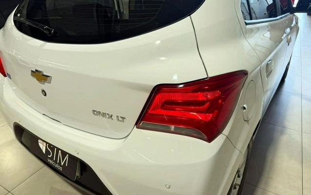 imagem-https://www.socarrao.com.br/sc-vehicle-images-prod/4039611/1790109766248-8474367_8_B_d0a8b27f49.jpeg