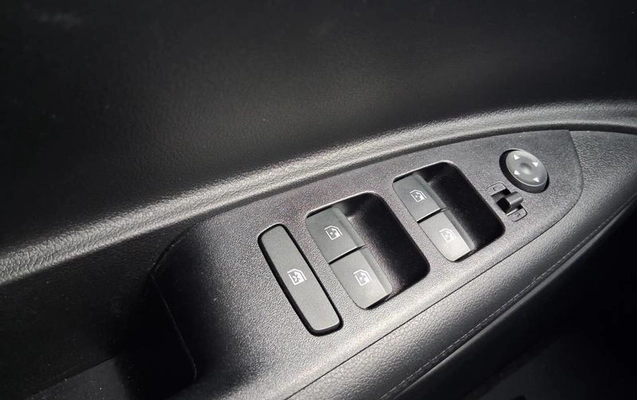 imagem-https://www.socarrao.com.br/sc-vehicle-images-prod/4039623/1790109785581-8489436_13_B_6679d98ffb.jpeg