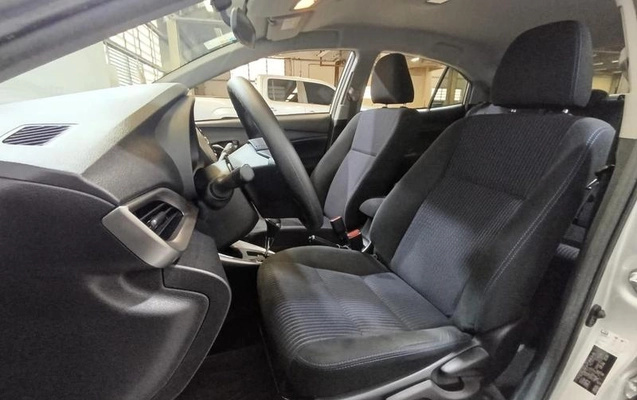 imagem-https://www.socarrao.com.br/sc-vehicle-images-prod/4039717/1790332889304-8492757_13_B_01e3d2ef13.jpeg