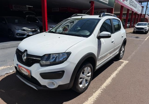Renault Sandero 2017 Branco — foto 1 de 3
