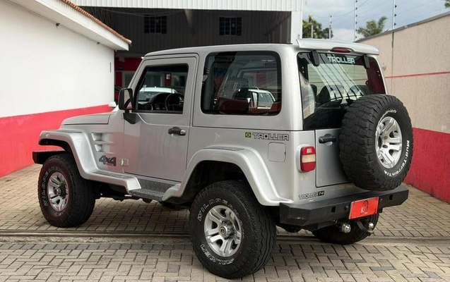 imagem-https://www.socarrao.com.br/sc-vehicle-images-prod/4039754/1790110018048-8498840_14_B_d152ff432d.jpeg