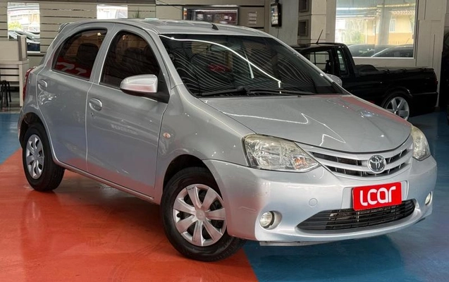imagem-https://www.socarrao.com.br/sc-vehicle-images-prod/4039885/1790110177570-8500978_0_B_a5f015b16d.jpeg
