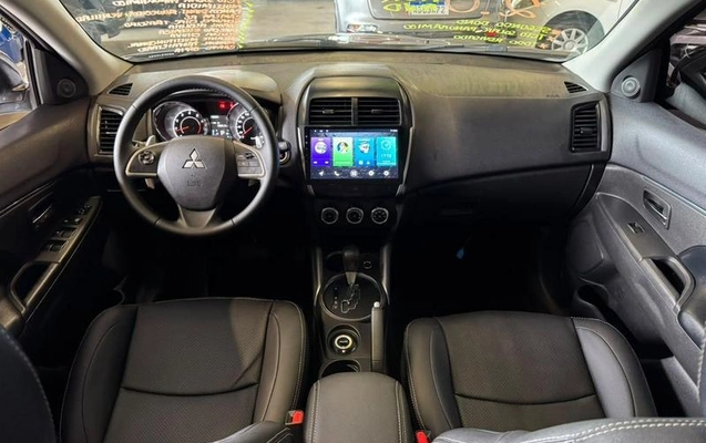 imagem-https://www.socarrao.com.br/sc-vehicle-images-prod/4039902/1790110287015-8423440_10_B_38dc6ea2c5.jpeg