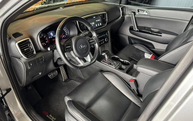 imagem-https://www.socarrao.com.br/sc-vehicle-images-prod/4039919/1790110358175-8498337_8_B_9f9b7b8a37.jpeg