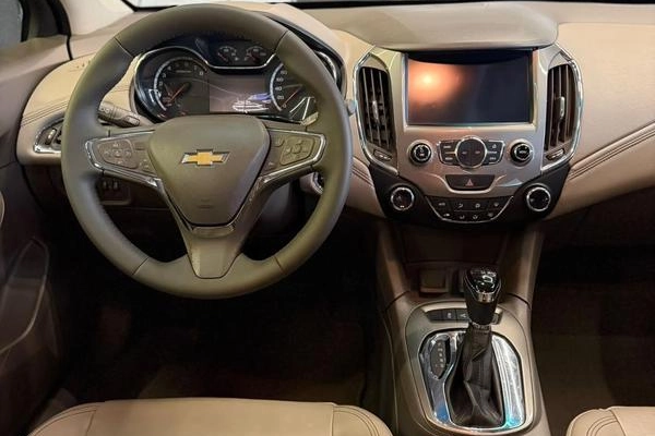 imagem-https://www.socarrao.com.br/sc-vehicle-images-prod/4039955/1790110867563-8494201_8_B_5d6776cb3f.jpeg
