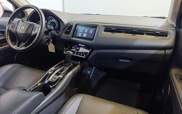 imagem-https://www.socarrao.com.br/sc-vehicle-images-prod/4039960/1790110524820-8493141_3_B_ad0f8bd4f0.jpeg