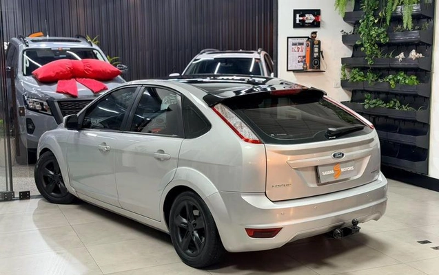 imagem-https://www.socarrao.com.br/sc-vehicle-images-prod/4040026/1790110744244-8415467_3_B_1b93f3c7fc.jpeg