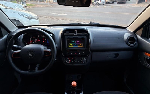 imagem-https://www.socarrao.com.br/sc-vehicle-images-prod/4040079/1790170450707-8467497_4_B_25bc3259da.jpeg