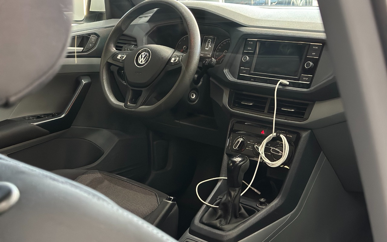 imagem-https://www.socarrao.com.br/sc-vehicle-images-prod/4040141/1790110888487-SU1HXzA5NjkuanBn.jpg