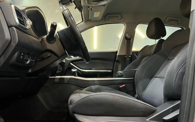 imagem-https://www.socarrao.com.br/sc-vehicle-images-prod/4040193/1792176835667-8371673_10_B_ab192ebe3d.jpeg