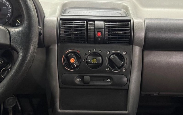 imagem-https://www.socarrao.com.br/sc-vehicle-images-prod/4040302/1790111104944-8503026_4_B_9b68efb8ab.jpeg