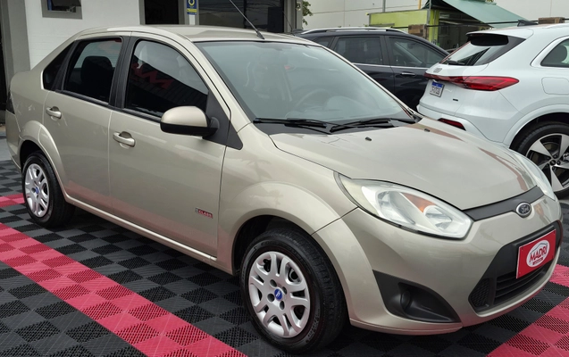 imagem-https://www.socarrao.com.br/sc-vehicle-images-prod/4040328/1790111520440-003_4064d23e3bbd19756f050835de939aca.jpg