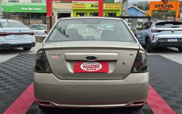 imagem-https://www.socarrao.com.br/sc-vehicle-images-prod/4040328/1790111520443-003_d538c42b6ab44ca0eeab9b0e9ad3c207.jpg