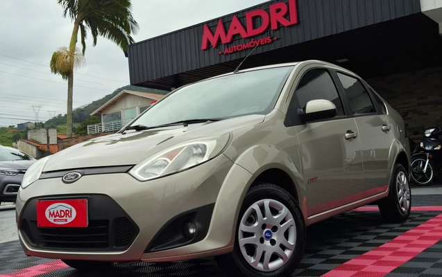 imagem-https://www.socarrao.com.br/sc-vehicle-images-prod/4040328/1790111520463-003_bd770756c57cba978f201b063b2b7a79.jpg