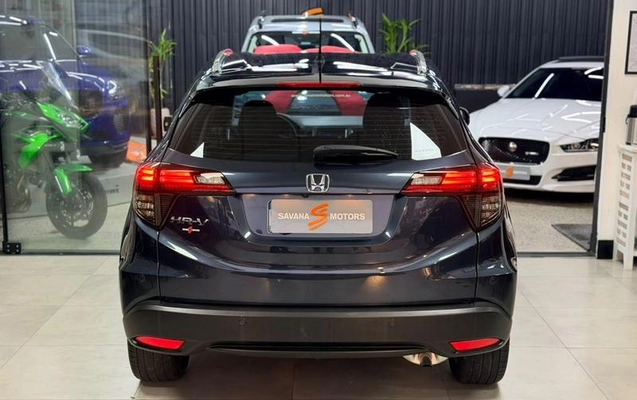 imagem-https://www.socarrao.com.br/sc-vehicle-images-prod/4040375/1790111629284-8446745_3_B_d146b89995.jpeg
