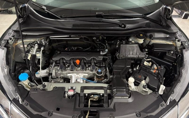 imagem-https://www.socarrao.com.br/sc-vehicle-images-prod/4040375/1790111629290-8446745_13_B_790b8a340d.jpeg