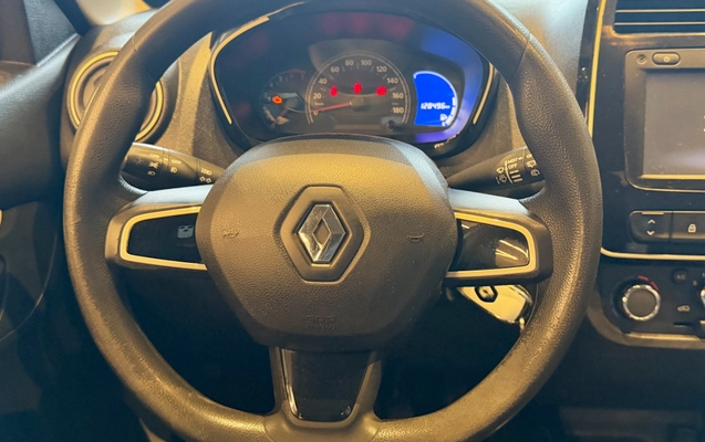 imagem-https://www.socarrao.com.br/sc-vehicle-images-prod/4040383/1790111635807-b5de3f8e-93fc-4b1c-8d75-55c6ff14fa87.jpg