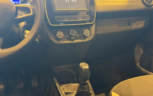 imagem-https://www.socarrao.com.br/sc-vehicle-images-prod/4040383/1790111635810-b150fe75-223f-4506-8645-fb331c197ae6.jpg