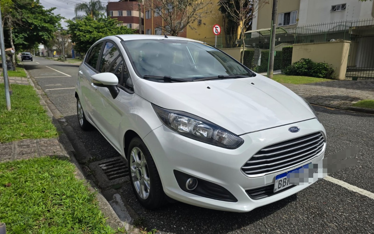 imagem-https://www.socarrao.com.br/sc-vehicle-images-prod/4040573/1790111867584-SU1HLTIwMjYwOTIyLVdBMDI2NC5qcGc.jpg