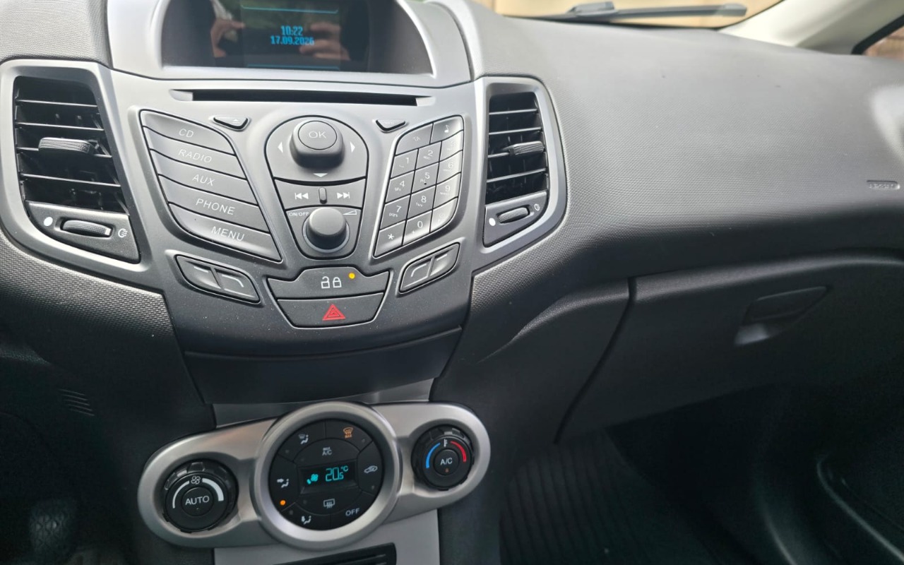 imagem-https://www.socarrao.com.br/sc-vehicle-images-prod/4040573/1790111867985-SU1HLTIwMjYwOTIyLVdBMDI3MS5qcGc.jpg
