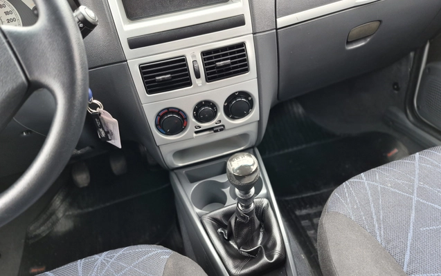 imagem-https://www.socarrao.com.br/sc-vehicle-images-prod/4040622/1790112098338-003_5add49c1f0391ed4430ba3f161af4db6.jpg
