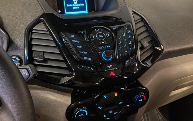 imagem-https://www.socarrao.com.br/sc-vehicle-images-prod/4040673/1791394544575-8485448_5_B_6b31d579f9.jpeg