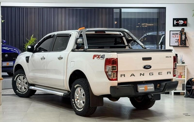 imagem-https://www.socarrao.com.br/sc-vehicle-images-prod/4040712/1790170240198-8485979_3_B_7fe42c4ef3.jpeg