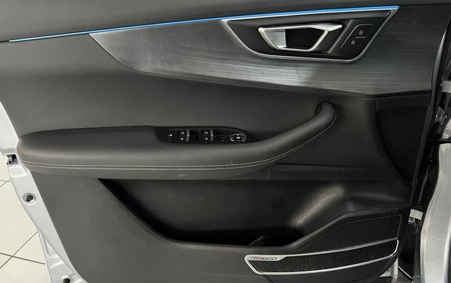 imagem-https://www.socarrao.com.br/sc-vehicle-images-prod/4040913/1790112739655-8488048_13_B_8713af9a7a.jpeg