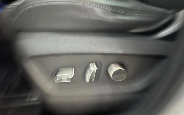 imagem-https://www.socarrao.com.br/sc-vehicle-images-prod/4040913/1790112739657-8488048_14_B_c6c3cab4d9.jpeg