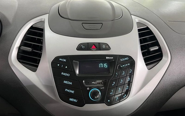 imagem-https://www.socarrao.com.br/sc-vehicle-images-prod/4040925/1790112754505-8492677_11_B_dba2f18fbd.jpeg