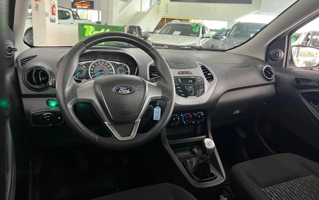 imagem-https://www.socarrao.com.br/sc-vehicle-images-prod/4040925/1790112754512-8492677_15_B_f5f195e897.jpeg