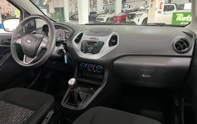 imagem-https://www.socarrao.com.br/sc-vehicle-images-prod/4040925/1790112754516-8492677_17_B_f597e07d8d.jpeg