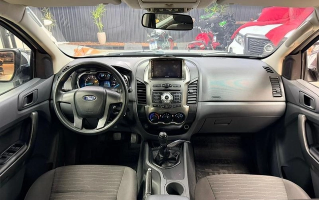imagem-https://www.socarrao.com.br/sc-vehicle-images-prod/4041038/1790113106117-8426124_11_B_3c4a81909d.jpeg