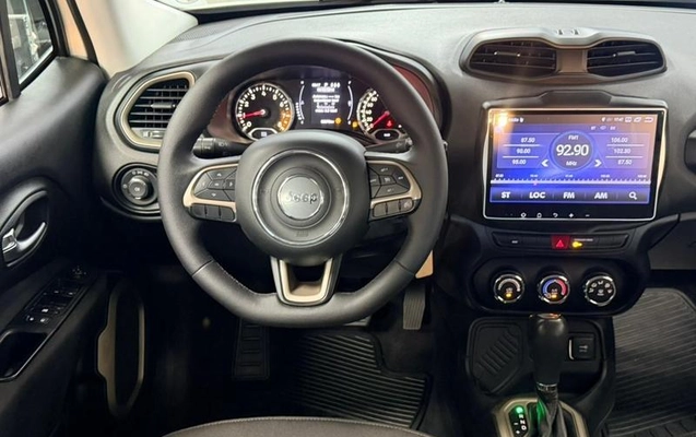 imagem-https://www.socarrao.com.br/sc-vehicle-images-prod/4041136/1790113468880-8448960_11_B_474b55822a.jpeg