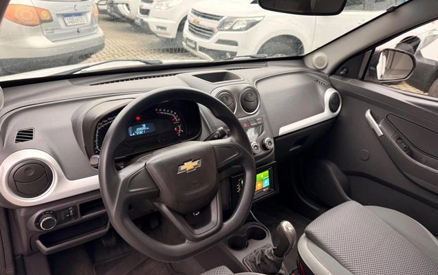 imagem-https://www.socarrao.com.br/sc-vehicle-images-prod/4041210/1790430617654-8483744_13_B_28ba17809b.jpeg
