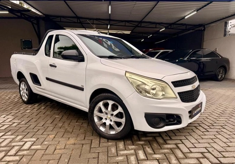 Chevrolet Montana 2015 Branco — foto 1 de 3