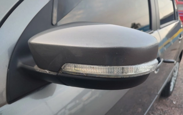 imagem-https://www.socarrao.com.br/sc-vehicle-images-prod/4041283/1790113646063-SU1HXzIwMjYwOTIyXzE4MDU0NDk4MV9IRFIgLSBDw7NwaWEuanBn.jpg