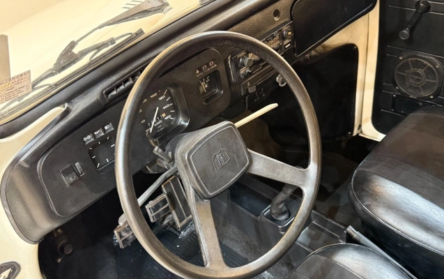 imagem-https://www.socarrao.com.br/sc-vehicle-images-prod/4041426/1790113980471-10_123536.jpg