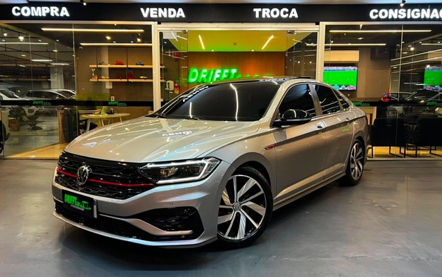 imagem-https://www.socarrao.com.br/sc-vehicle-images-prod/4041430/1790113981271-3_095303.jpg