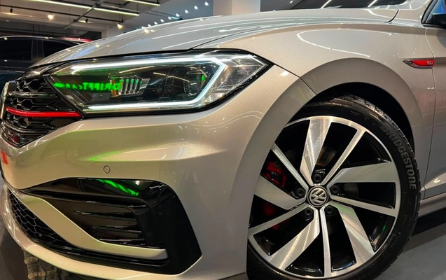 imagem-https://www.socarrao.com.br/sc-vehicle-images-prod/4041430/1790113981274-13_095304.jpg