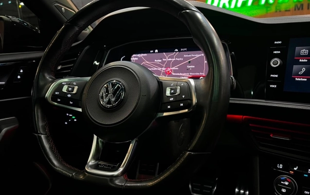 imagem-https://www.socarrao.com.br/sc-vehicle-images-prod/4041430/1790113981286-9_095303.jpg