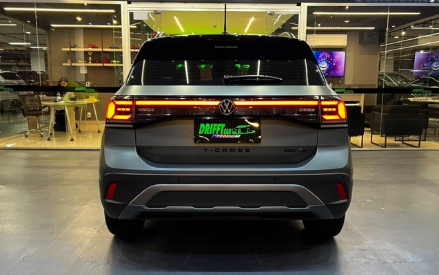 imagem-https://www.socarrao.com.br/sc-vehicle-images-prod/4041432/1790113981863-18_123346.jpg