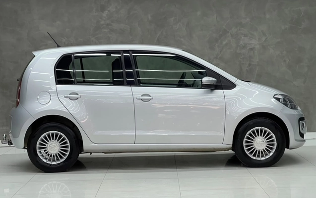 imagem-https://www.socarrao.com.br/sc-vehicle-images-prod/4041439/1790114047110-28_053635.jpg